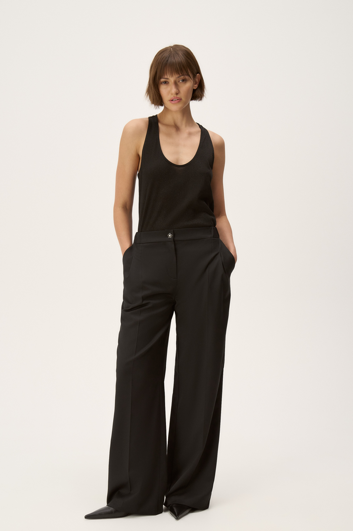 Брюки прямые Iman , черный, арт. FR24SS1PN03FLW120BL купить в интернет-магазине Брюки прямые Iman , черный, арт. FR24SS1PN03FLW120BL купить в интернет-магазине