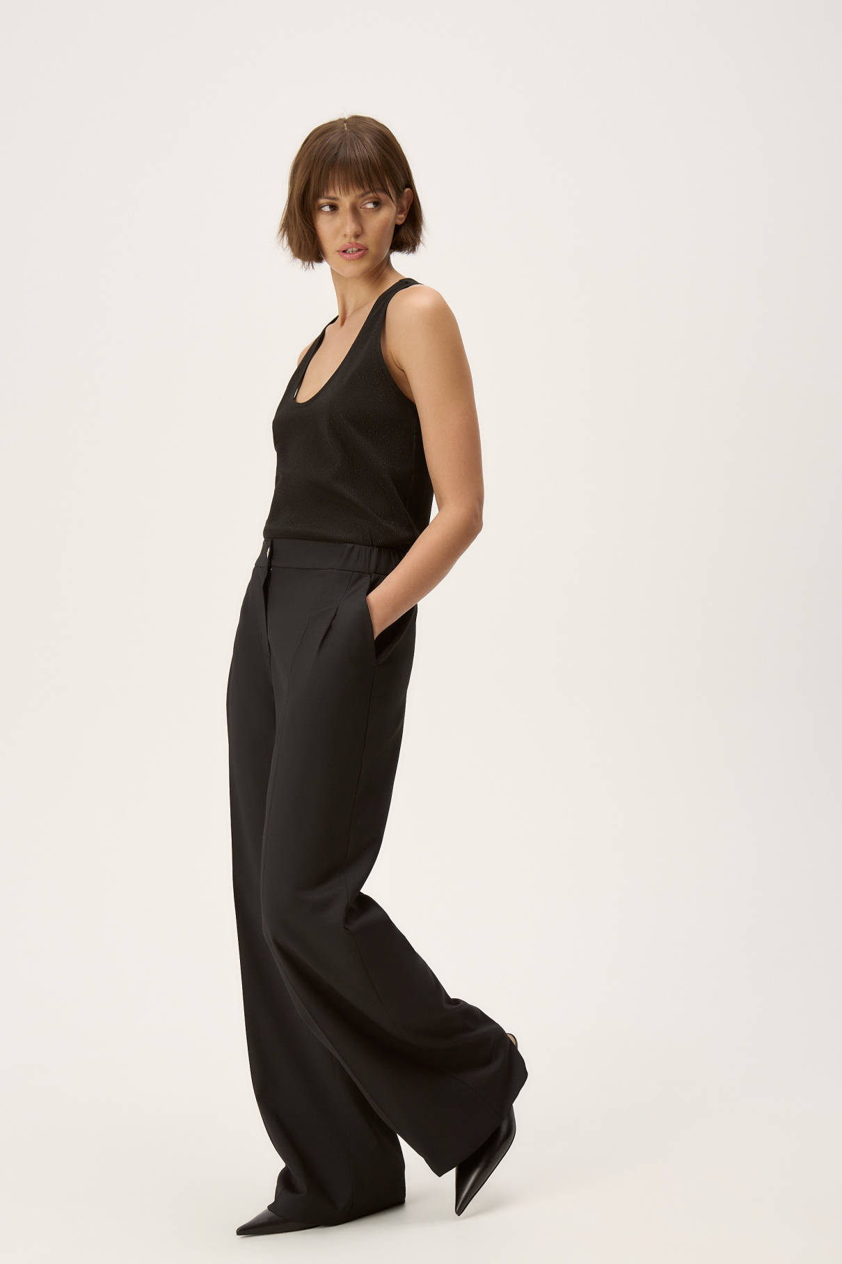 Брюки прямые Iman , черный, арт. FR24SS1PN03FLW120BL купить в интернет-магазине Брюки прямые Iman , черный, арт. FR24SS1PN03FLW120BL купить в интернет-магазине