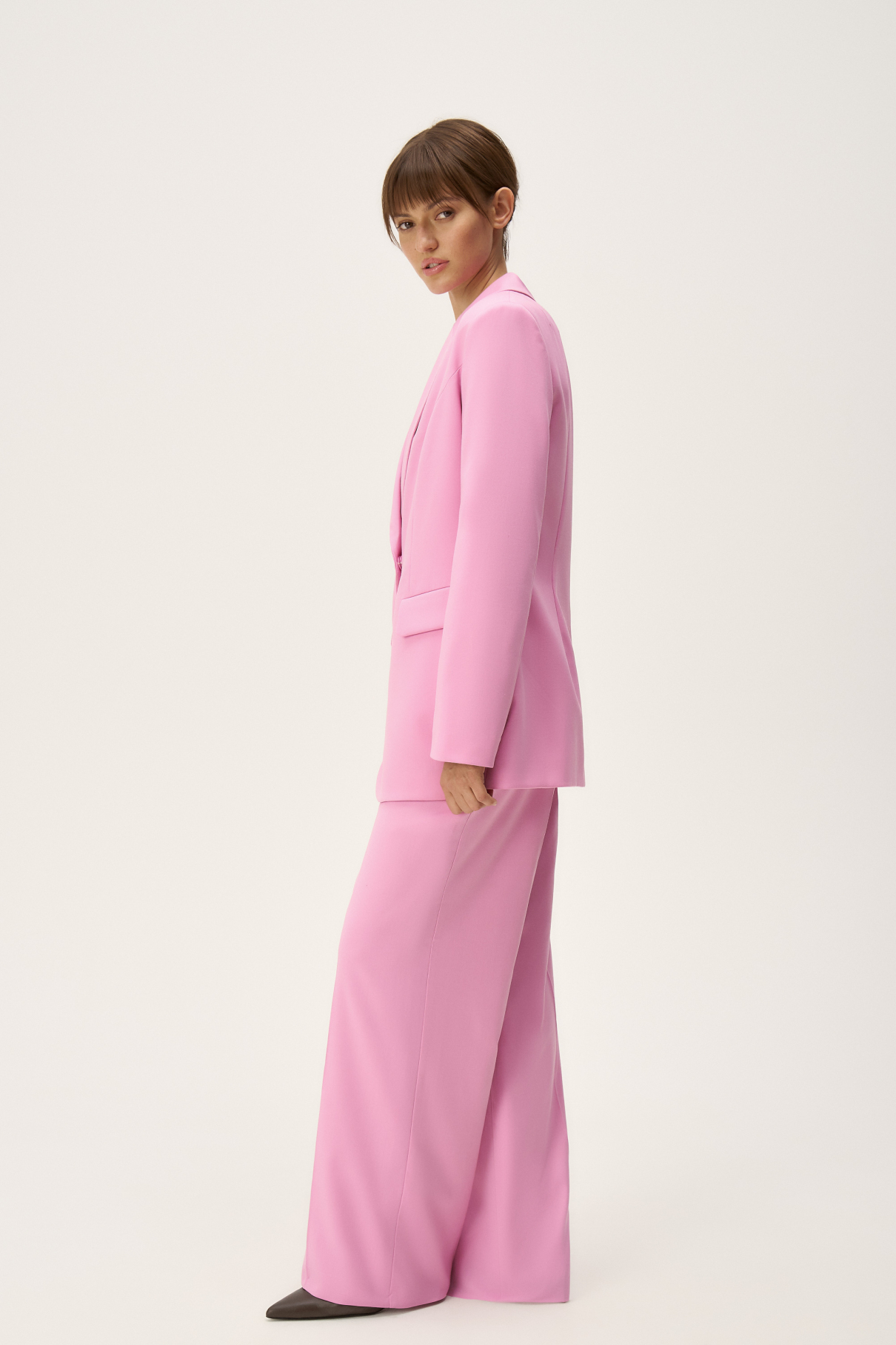 Жакет двубортный Iman , розовый, арт. FR24SS1JC40PCW120PN купить в интернет-магазине Жакет двубортный Iman , розовый, арт. FR24SS1JC40PCW120PN купить в интернет-магазине