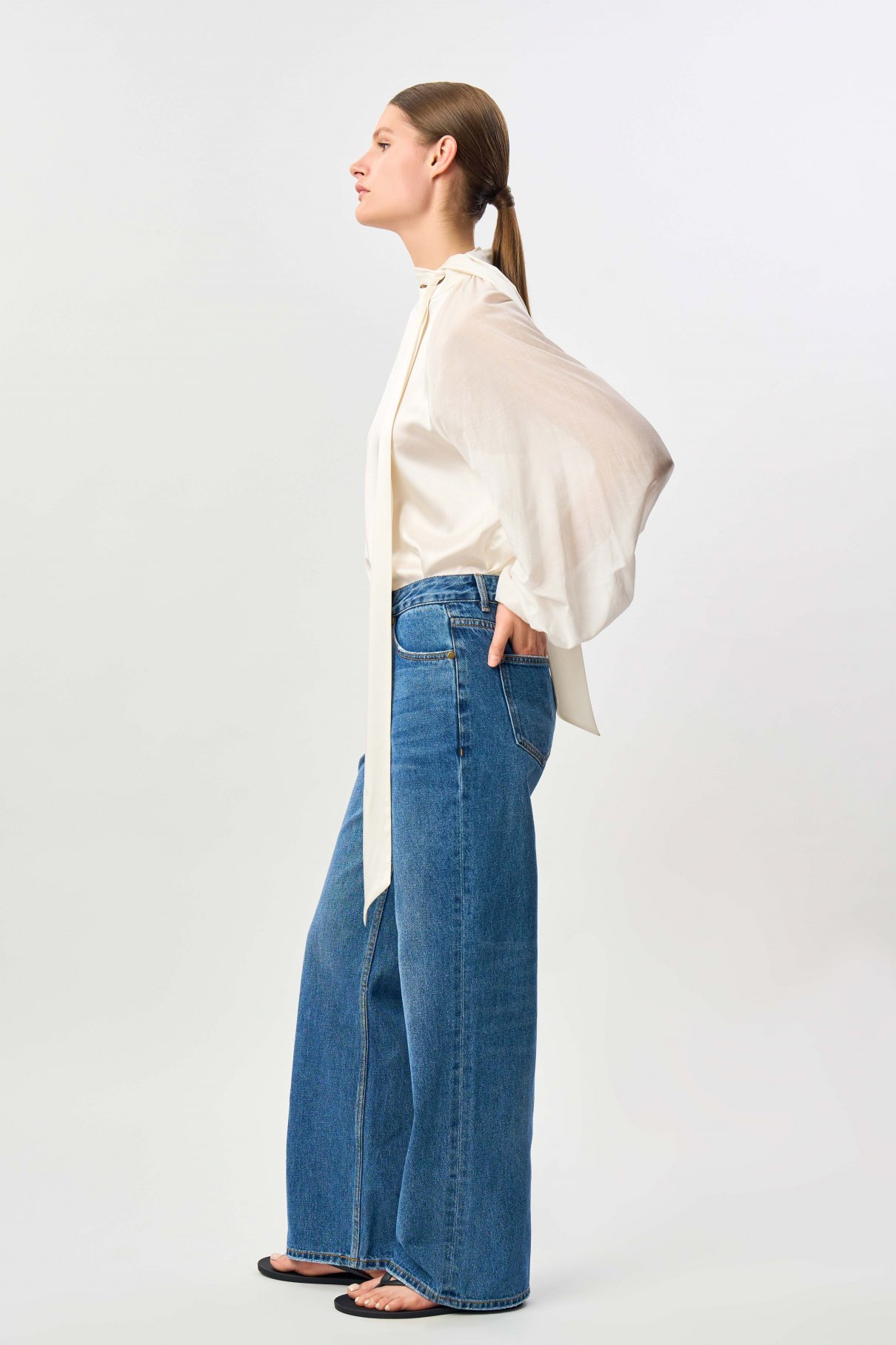Джинсы , синий, арт. FR23FW2DJ03W310MB купить в интернет-магазине Джинсы , синий, арт. FR23FW2DJ03W310MB купить в интернет-магазине