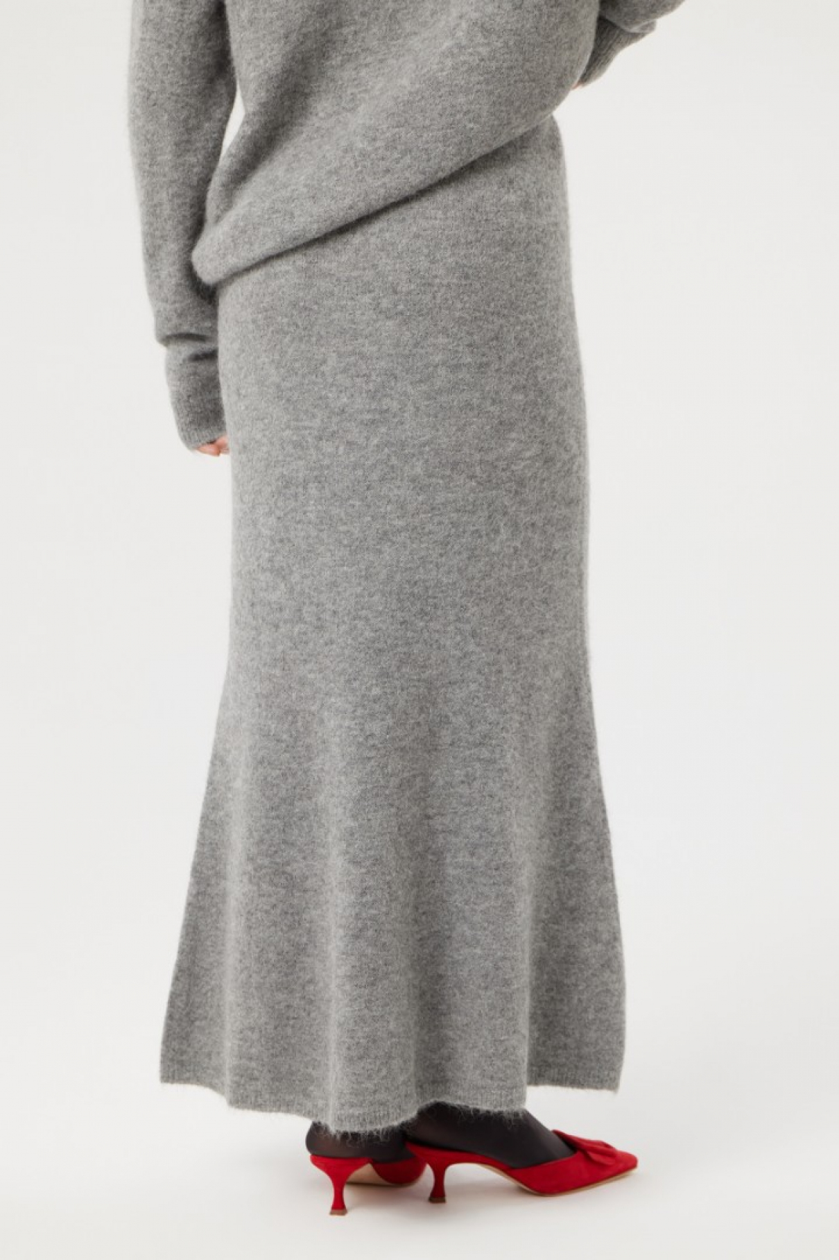 Брюки Magdalena , черный, арт. FR24SS1PN030W530BL купить в интернет-магазине Брюки Magdalena , черный, арт. FR24SS1PN030W530BL купить в интернет-магазине