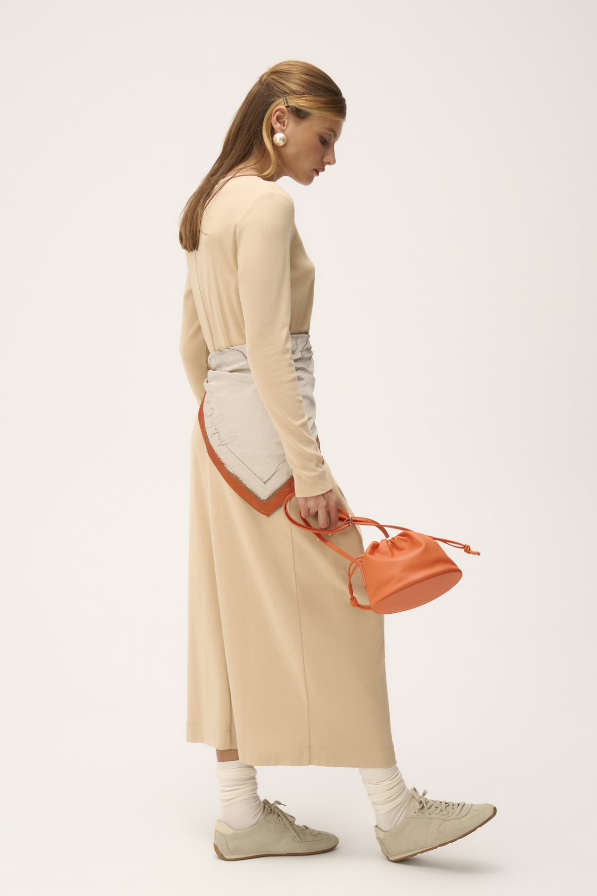 Платье трикотажное Azza , молочно-бежевый, арт. FR24SS4DR420K500MBG купить в интернет-магазине Платье трикотажное Azza , молочно-бежевый, арт. FR24SS4DR420K500MBG купить в интернет-магазине