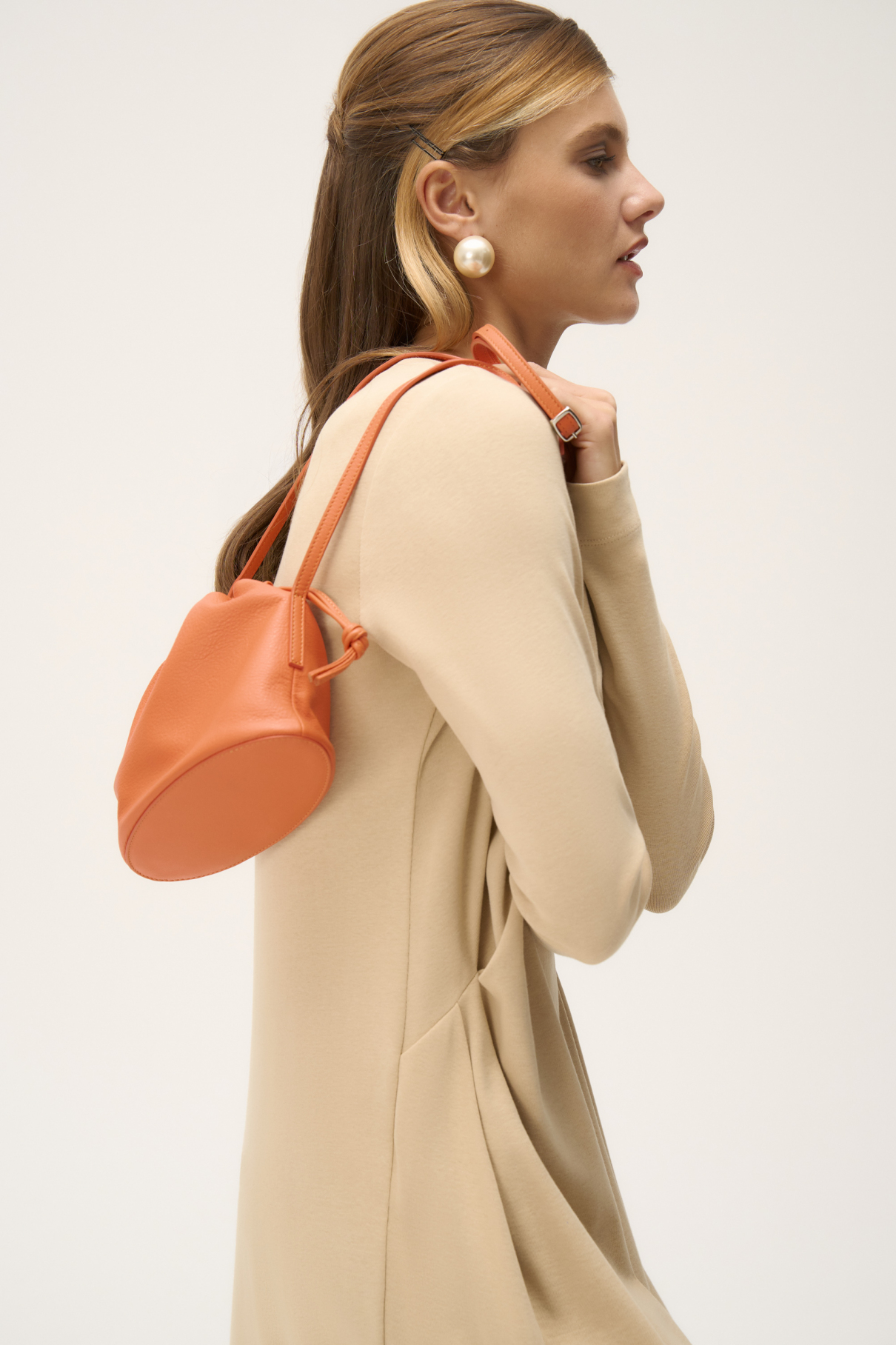 Платье трикотажное Azza , молочно-бежевый, арт. FR24SS4DR420K500MBG купить в интернет-магазине Платье трикотажное Azza , молочно-бежевый, арт. FR24SS4DR420K500MBG купить в интернет-магазине