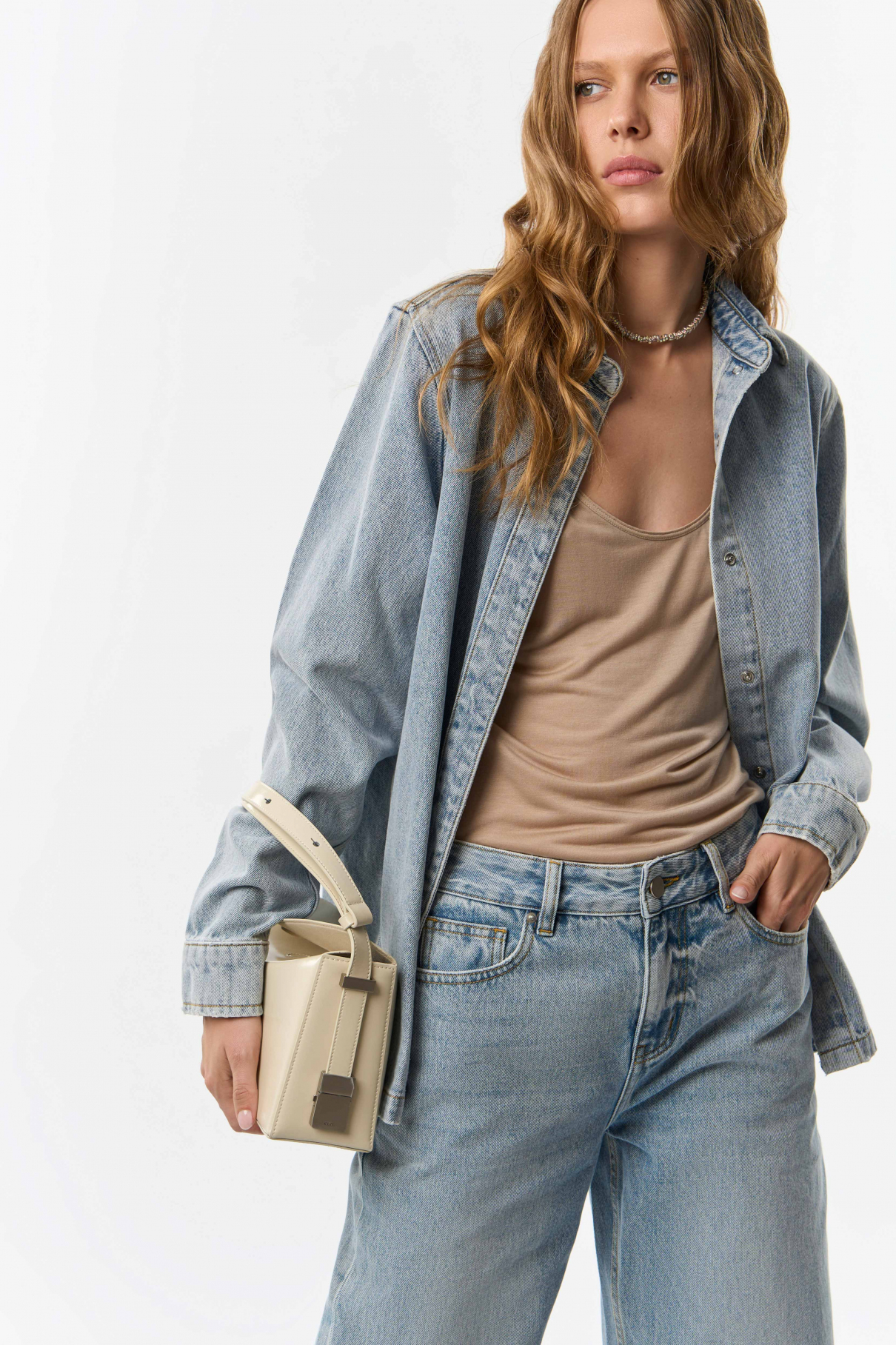 Рубашка Edith , голубой, арт. FR24FW2SH400W310LB купить в интернет-магазине Рубашка Edith , голубой, арт. FR24FW2SH400W310LB купить в интернет-магазине