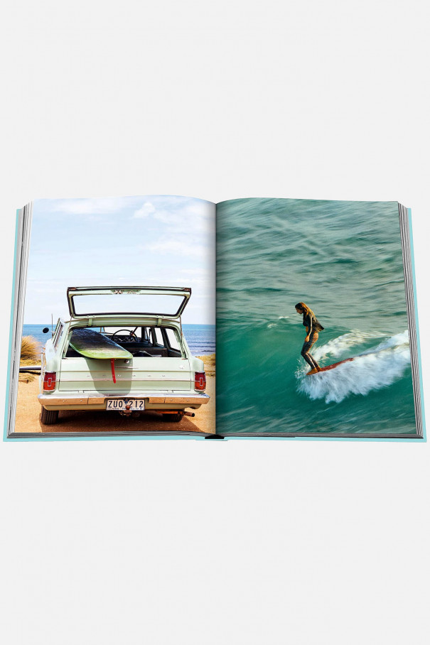 Книга ASSOULINE Byron Bay