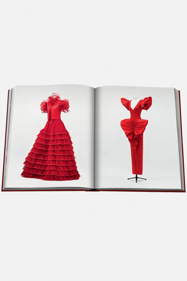 Книга ASSOULINE Valentino Rosso