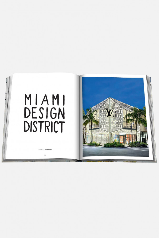 Книга ASSOULINE Louis Vuitton Skin: The Architecture of Luxury (Seoul Edition)