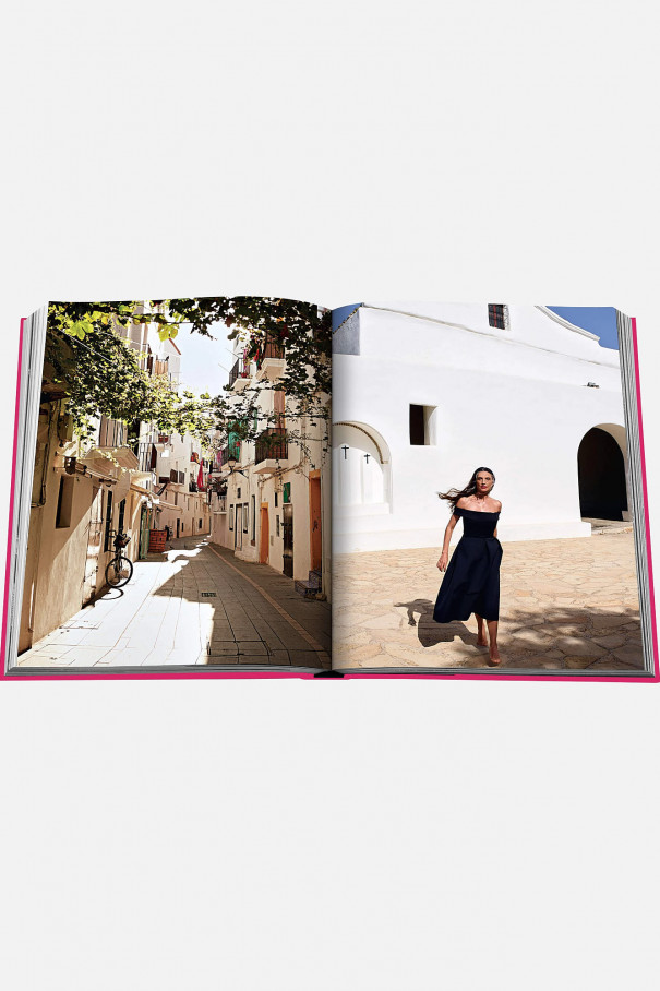 Книгa Assouline Travel Ibiza Bohemia
