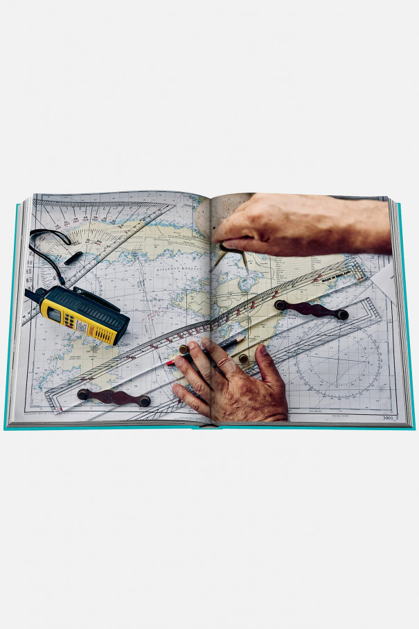 Книгa Assouline Travel Turquoise Coast