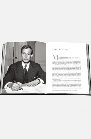 Книга ASSOULINE Dior by Marc Bohan ,  арт. 9781614286240 купить в интернет-магазине