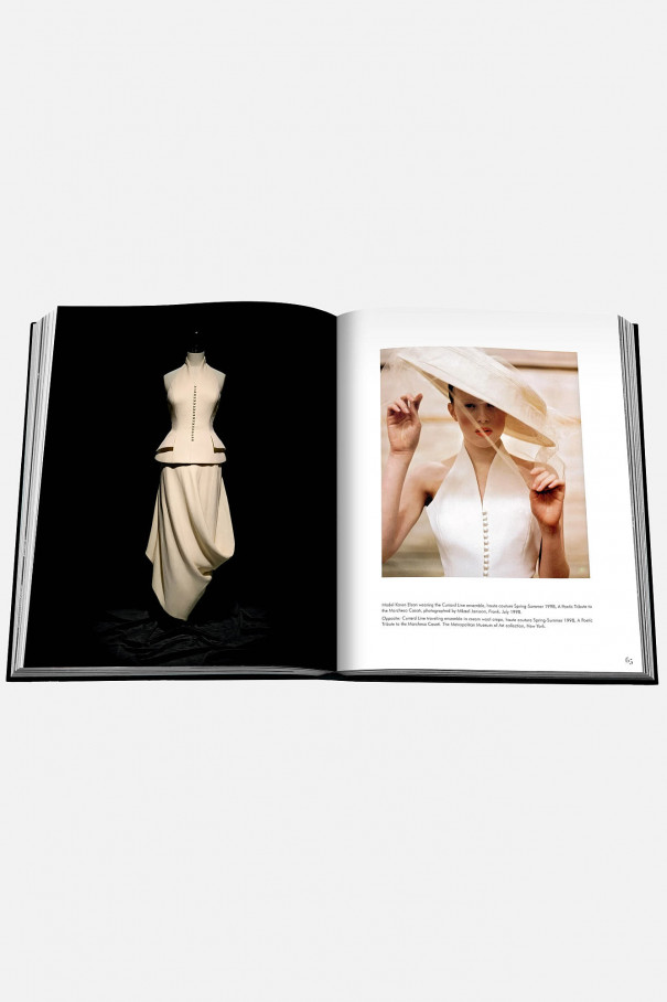 Книга ASSOULINE Dior by John Galliano