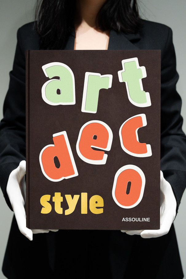 Книгa Assouline Travel Art Deco Style