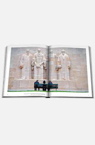 Книгa Assouline Geneva: At the Heart of the World ,  арт. 9781649800244 купить в интернет-магазине