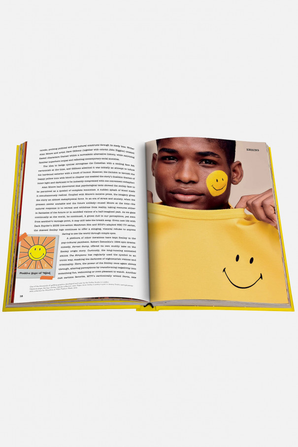 Книгa Assouline, Smiley: 50 Years of Good News